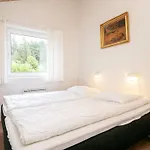 4 Star In Hjorring 度假居 朗斯特拉普