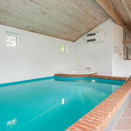 8 Person In Hj Rring Holiday home Lonstrup